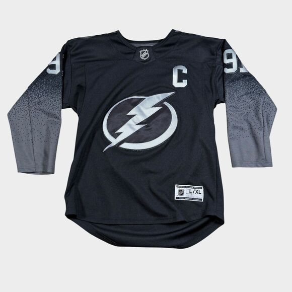 NHL Other - Steven Stamkos Tampa Bay Lightning Black Disrupt Jersey NHL Youth L/XL Captain C